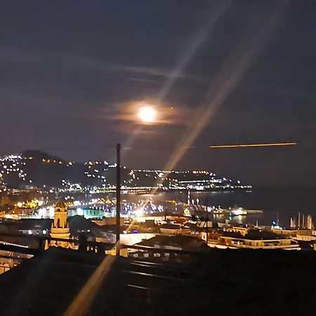 Attico Con Spettacolare Vista Mare Lejlighed